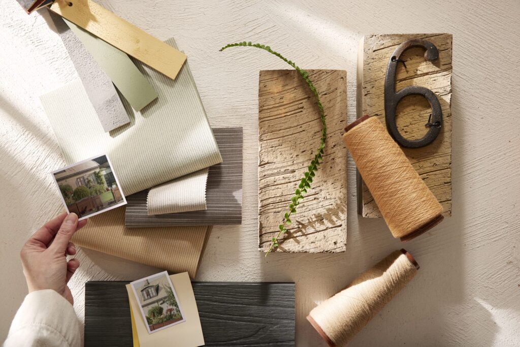 Moodboard med textilier med olika färger